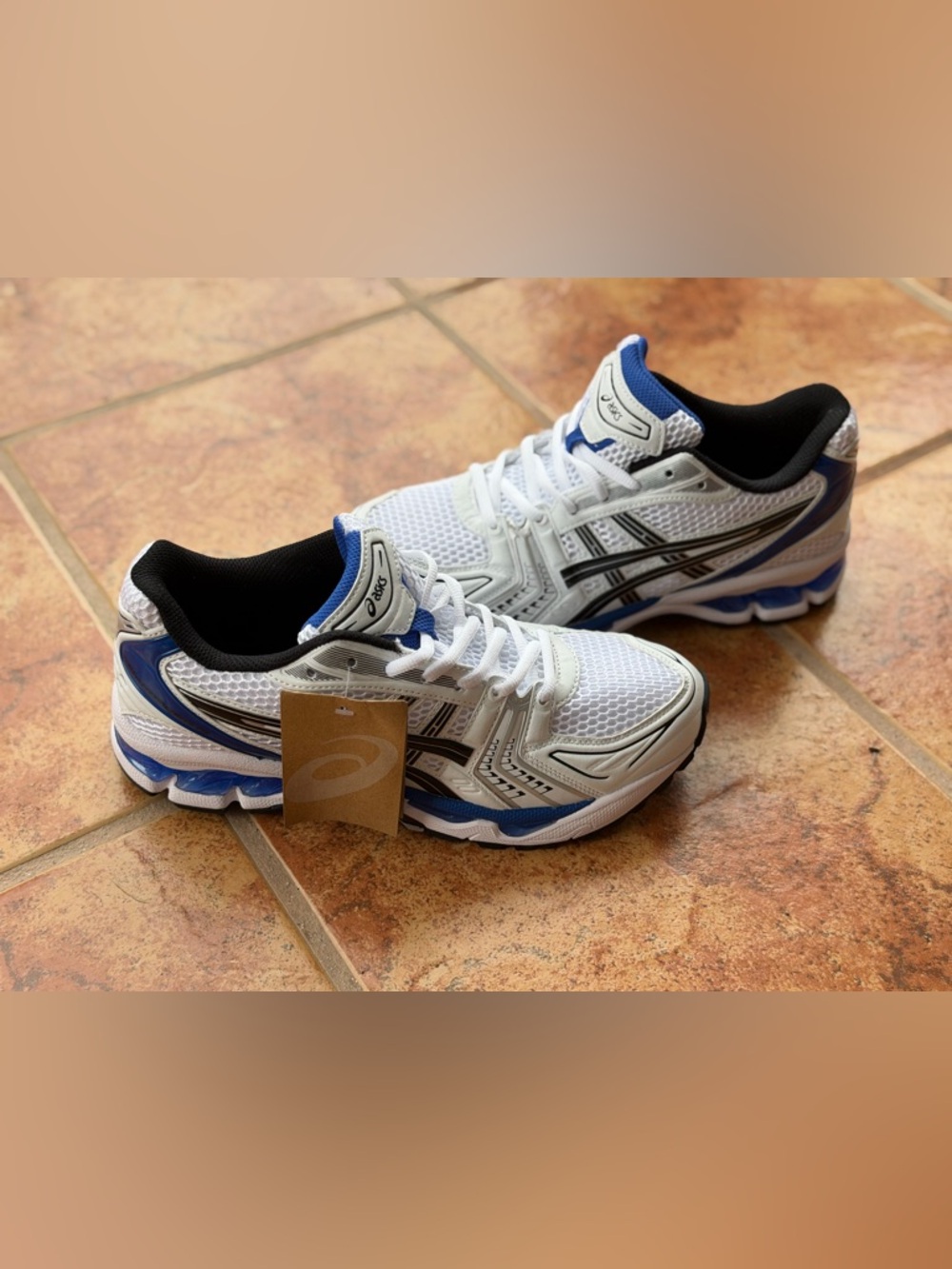 Size 8.5 Men’s And Women’s 10 Asics Gel Kayano 14 White, Blue and Black